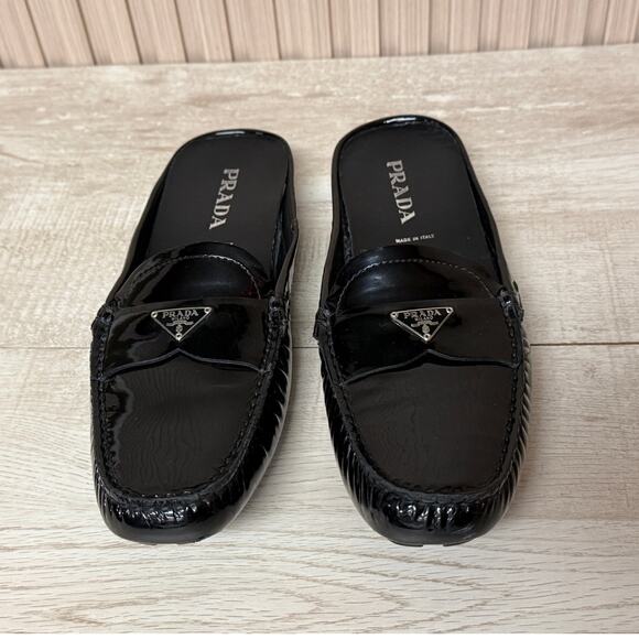 Prada Black Leather Loafers Classic Flats - Picture 2 of 16